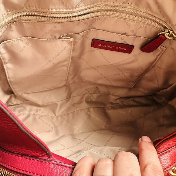 New without tag Michael Kors Fuschia Leather Gold Chain Purse Handbag - Picture 6 of 9